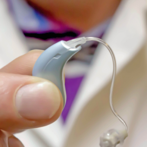 Les Opticiens et  les  Aides Auditives
